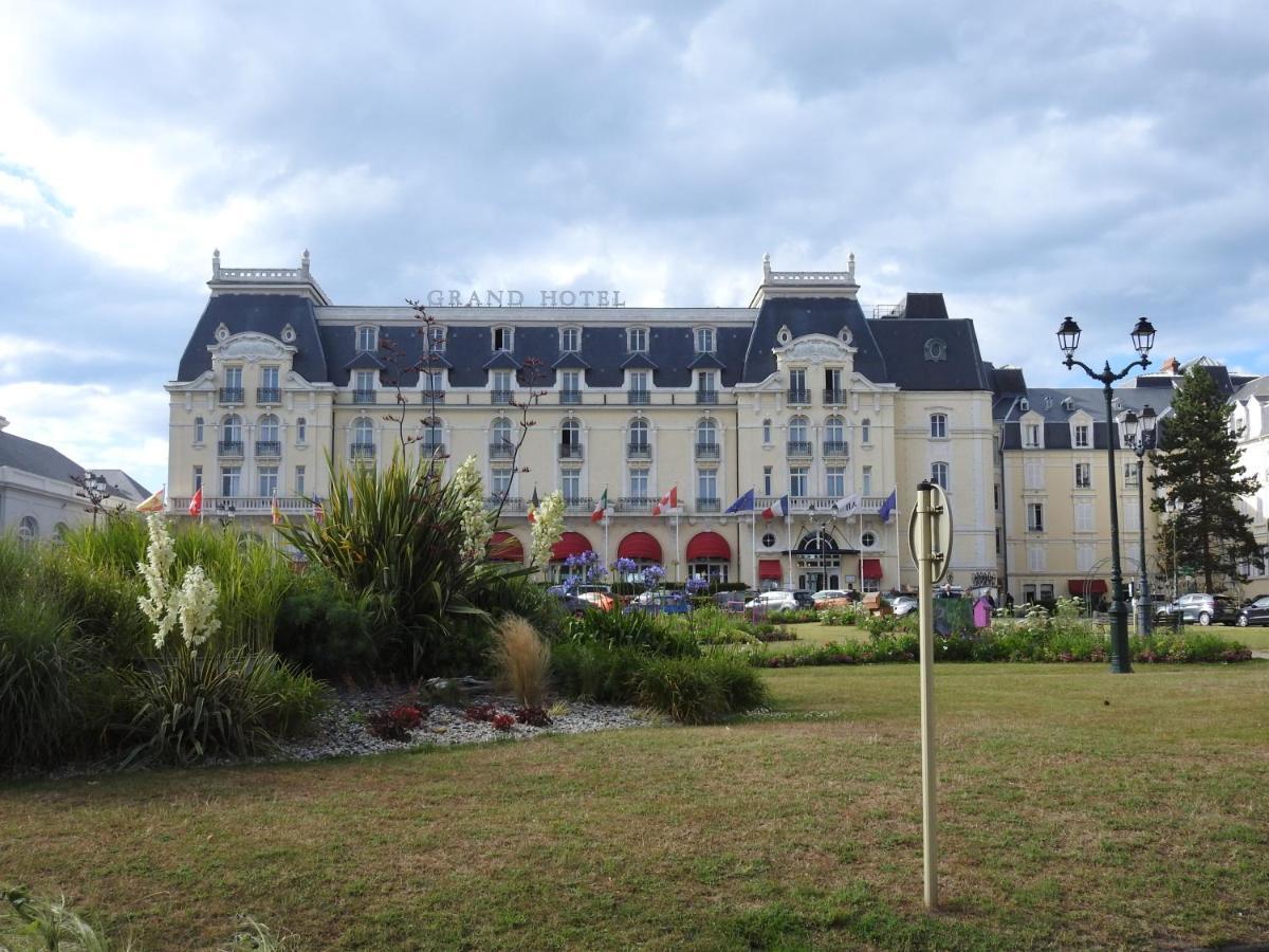 Les 3 Mouettes A Cabourg - Cote Normande Apartment Luaran gambar